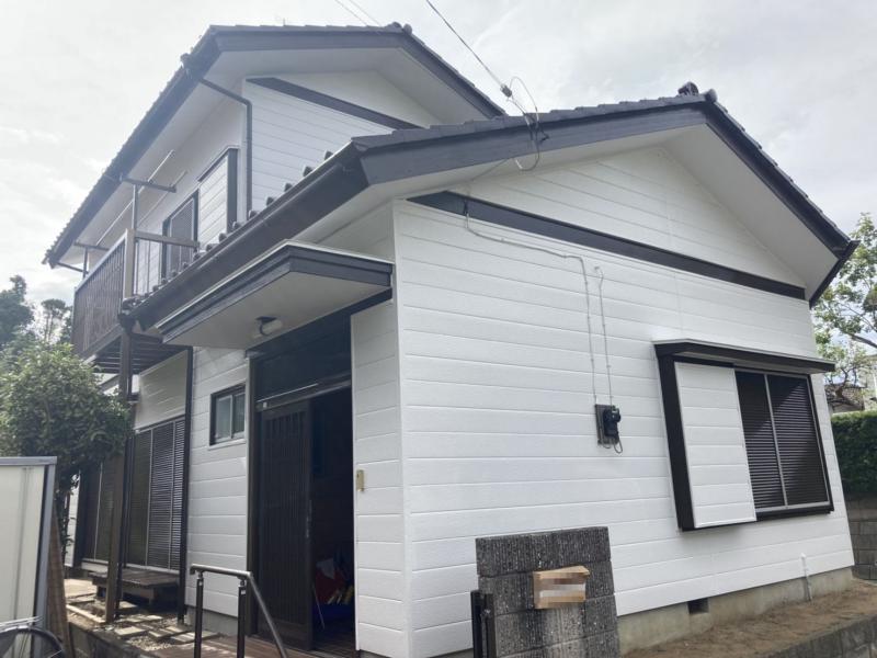 外壁屋根：フッ素塗料塗装工事